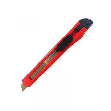 Нож канцелярский  9 мм Dolce Costo красно-черный D00153
