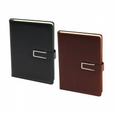 Записная книжка А5 128л клетка Yalong. 7БЦ. иск. кожа тонир. блок. клапан на магните YL-A5-372